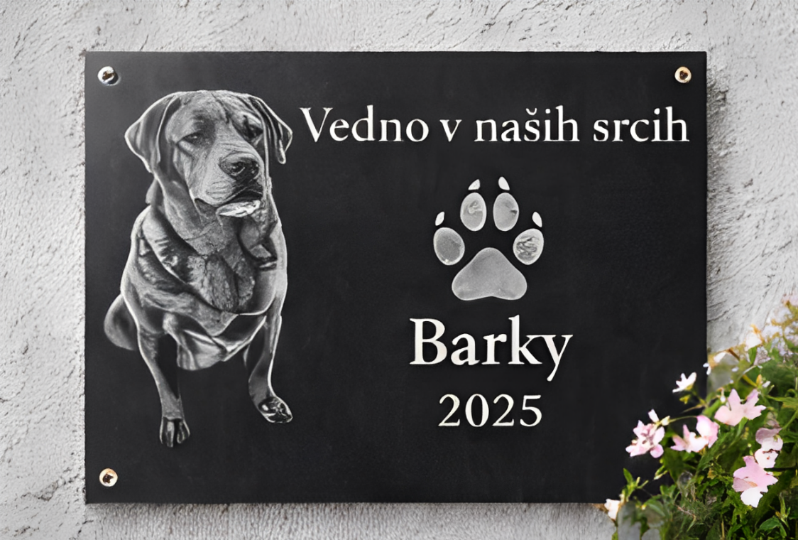 spominske plošče po meri – gravirana plošča za psa na skrilavcu