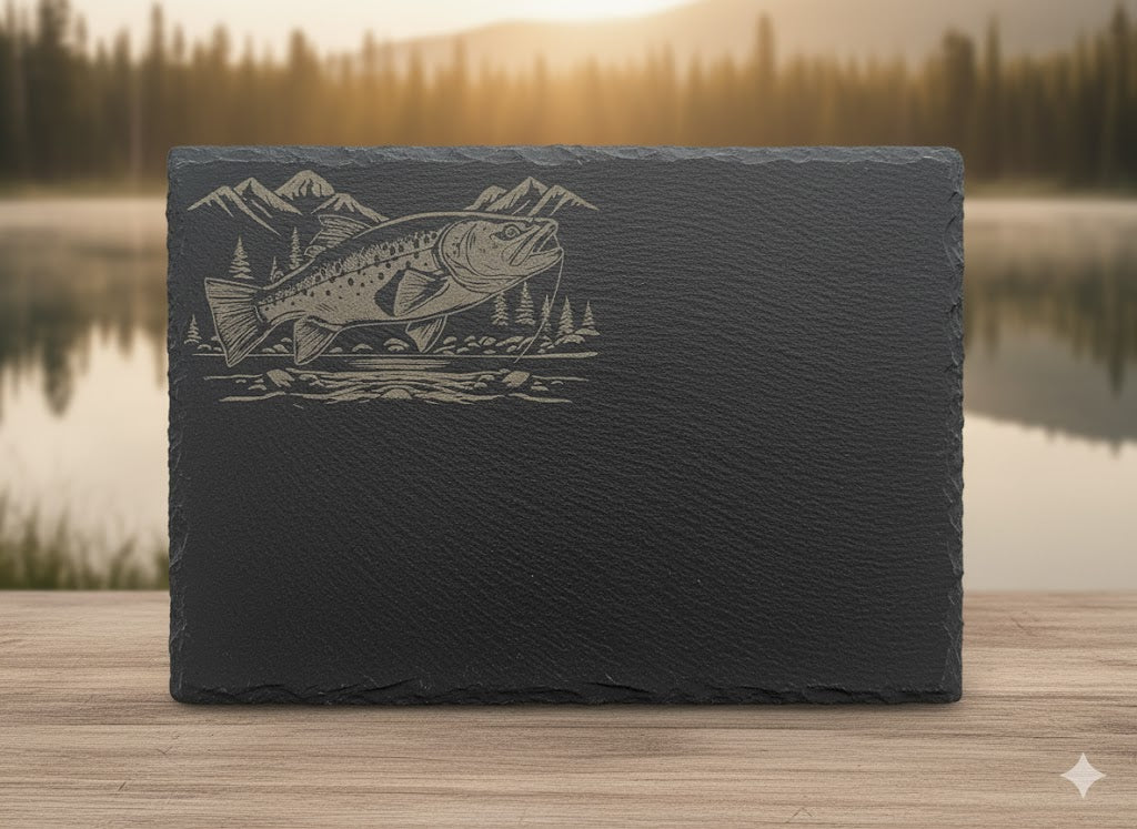 Postrežna deska z motivom riba kot personalizirano darilo