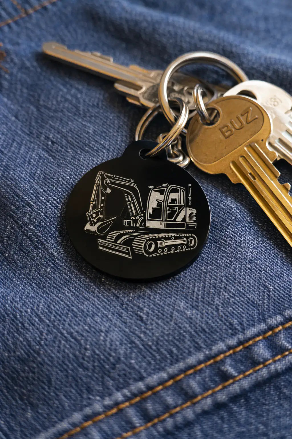 obesek za kljuce mini bager